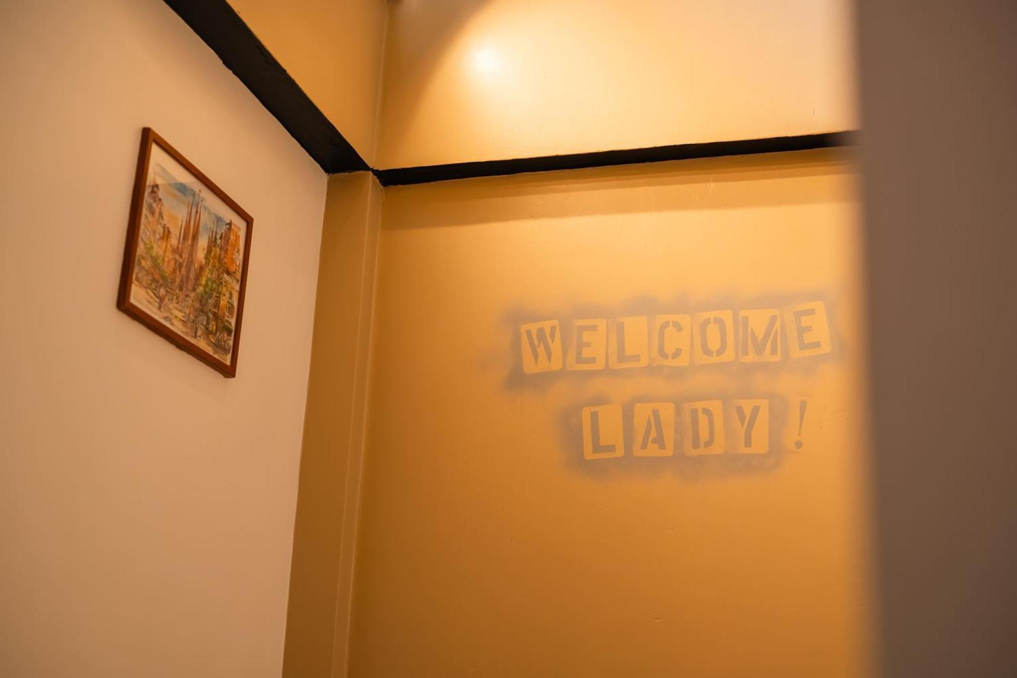 Sweett Lemon Hostel Patong Luaran gambar